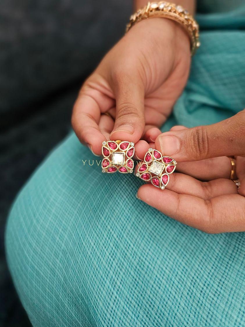 Sneha polki delicate necklace Thumbnail