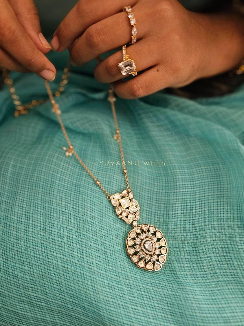 Sneha delicate necklace Thumbnail