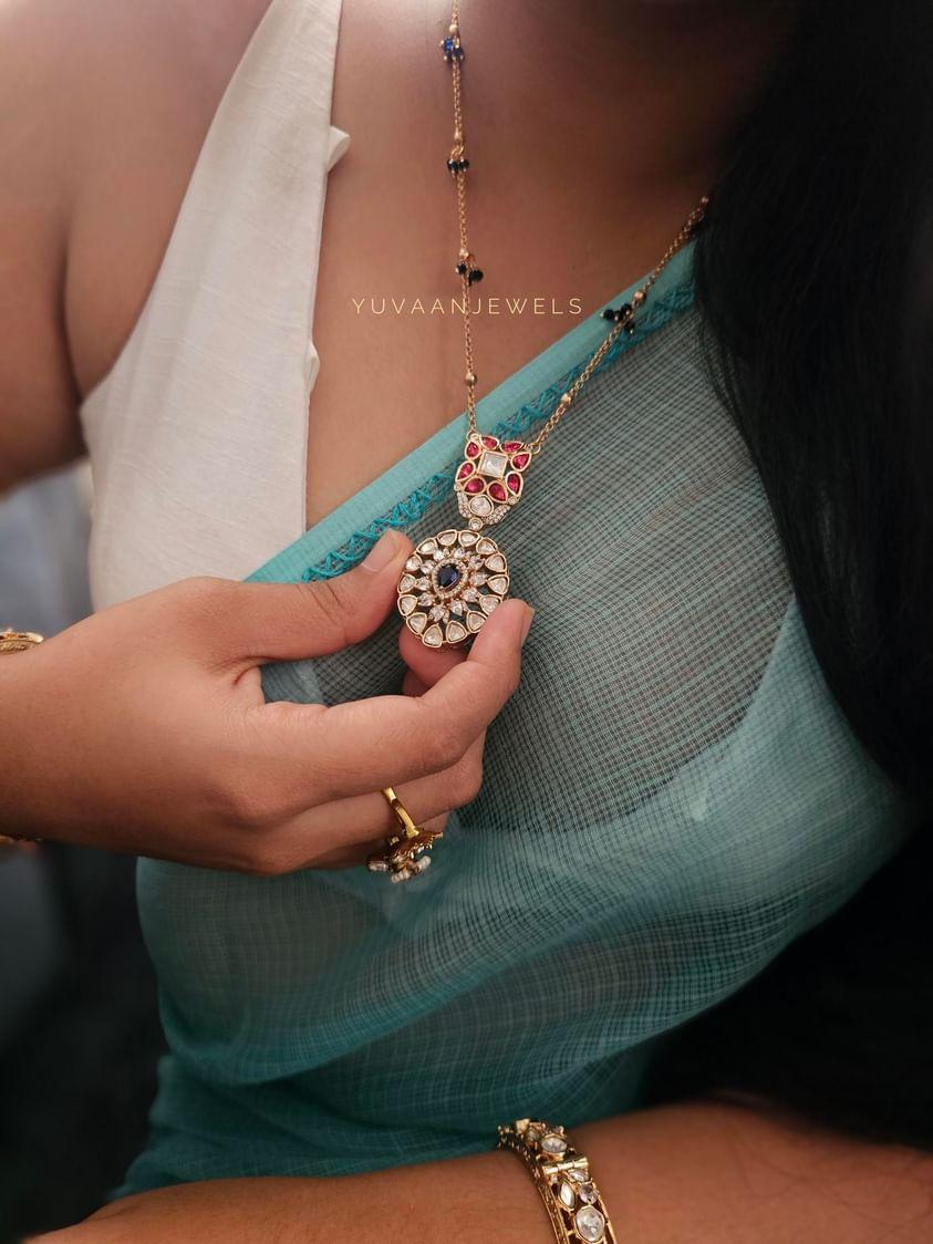 Sneha delicate necklace Thumbnail