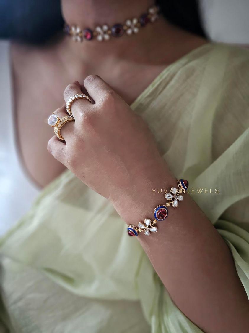 Sangeeta delicate quartz and polki bracelet Thumbnail