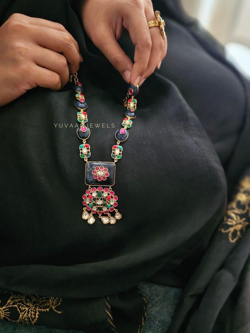 Rangaat quartz and polki necklace Thumbnail