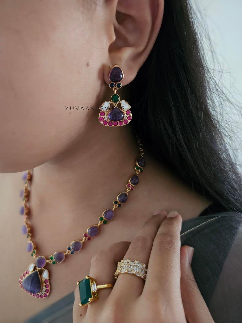 Amrita semi precious necklace Thumbnail