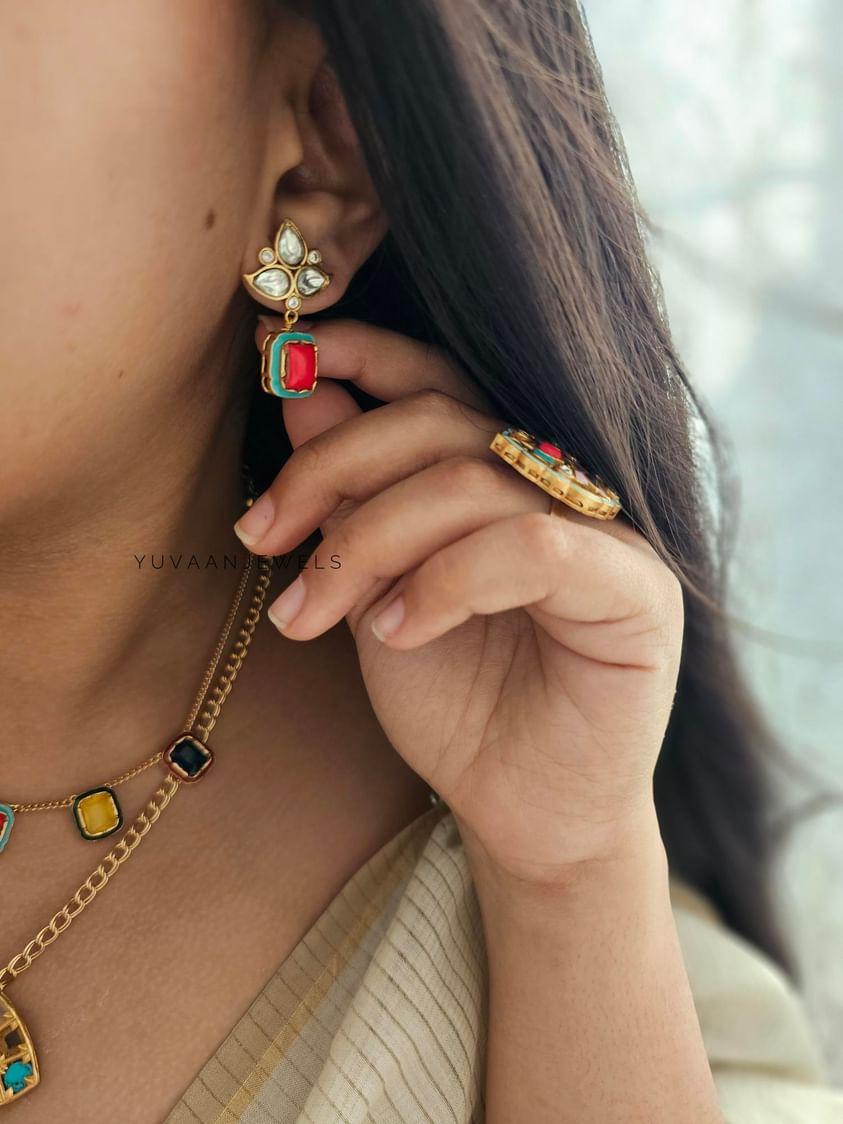 Dripti delicate necklace Thumbnail