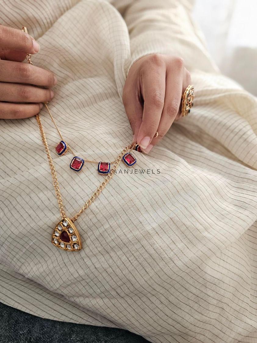 Dripti delicate necklace Thumbnail