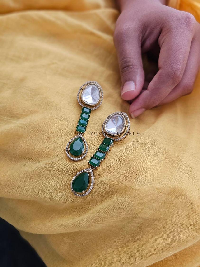 Madhu emerald necklace Thumbnail