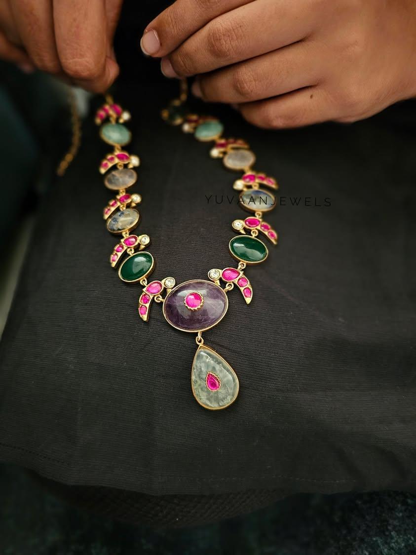 Mitali natural stone necklace Thumbnail