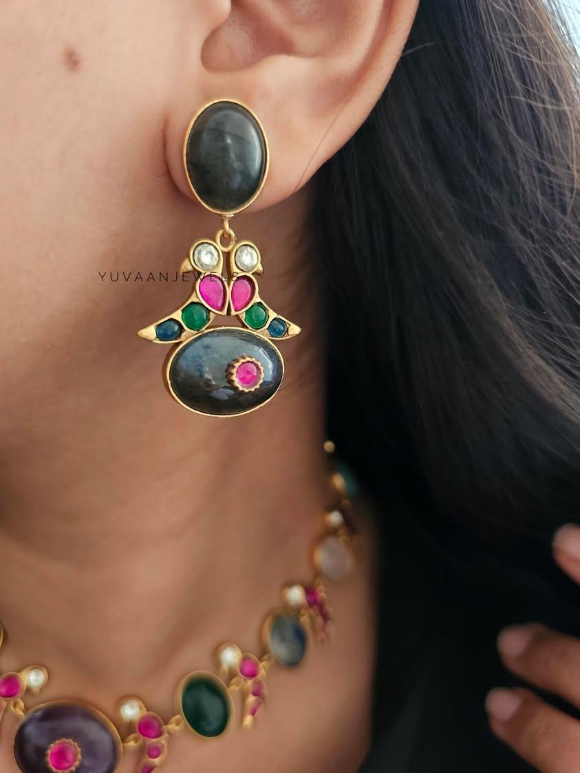 Mitali natural stone necklace Thumbnail