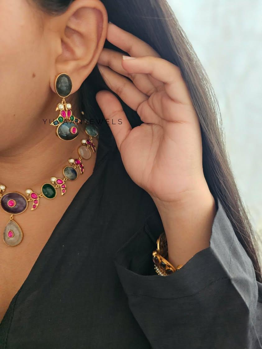 Mitali natural stone necklace Thumbnail