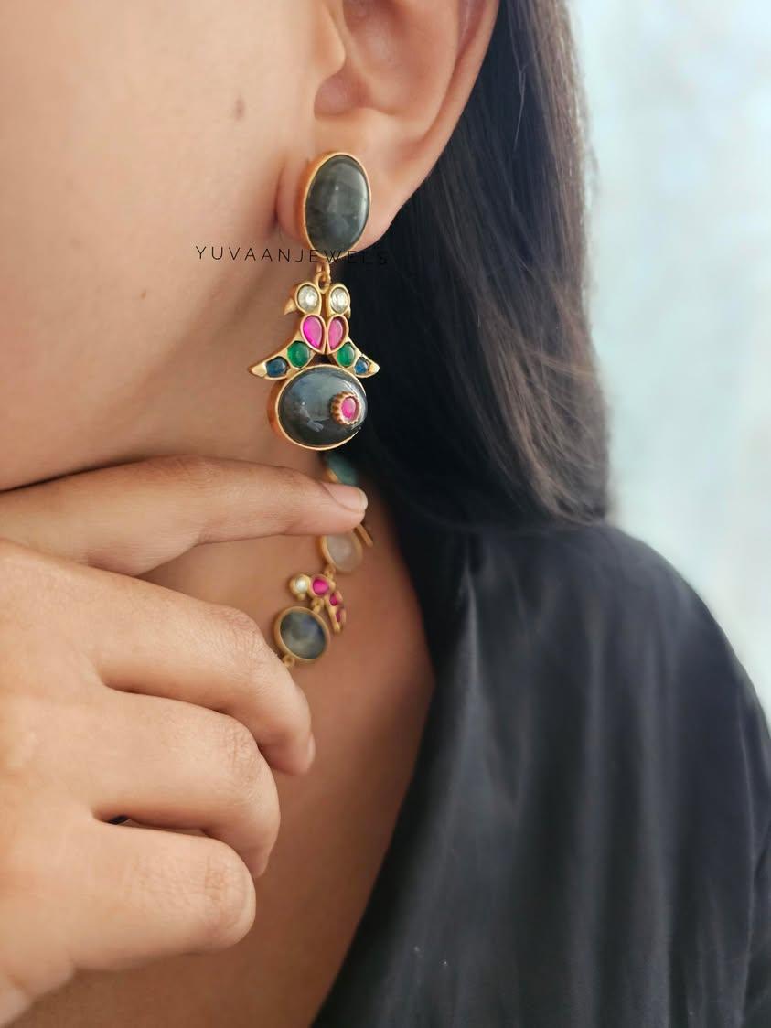Mitali natural stone necklace Thumbnail