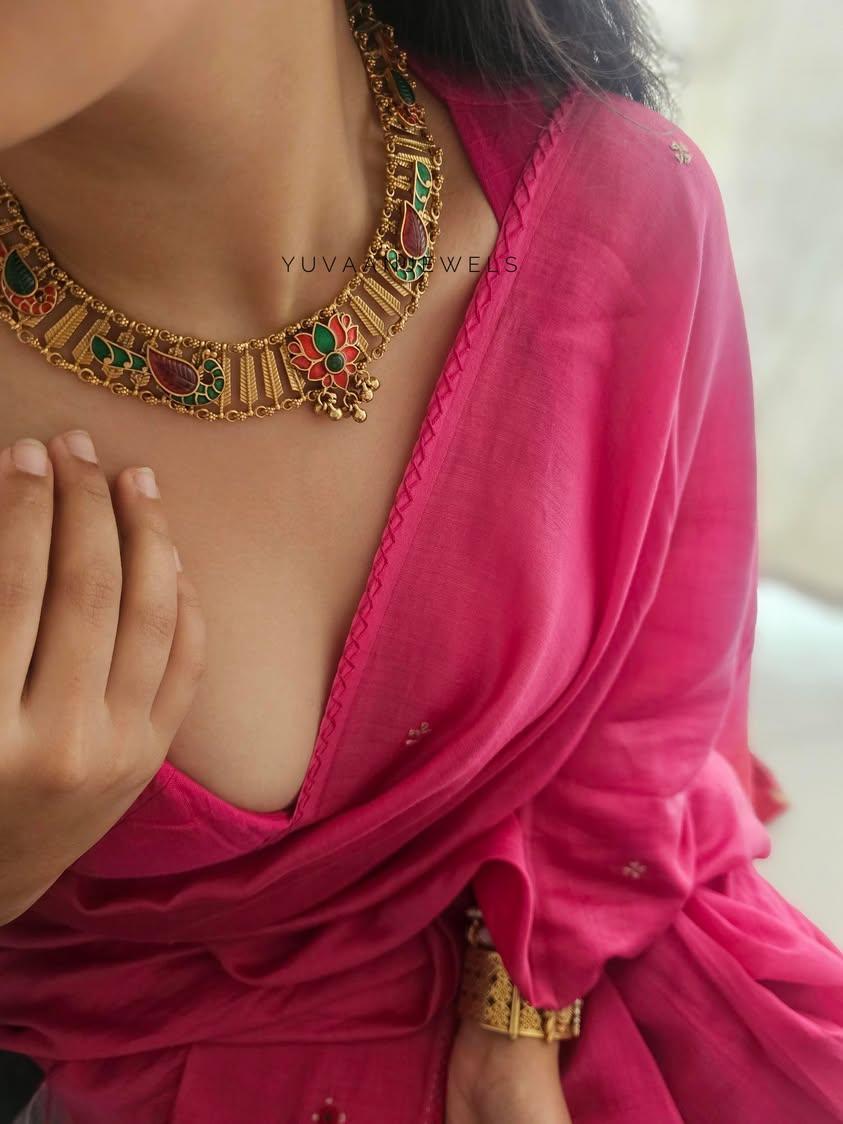 Baugh handcrafted necklace Thumbnail