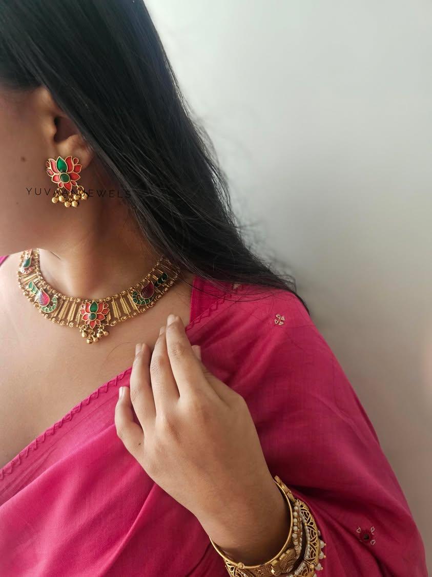 Baugh handcrafted necklace Thumbnail