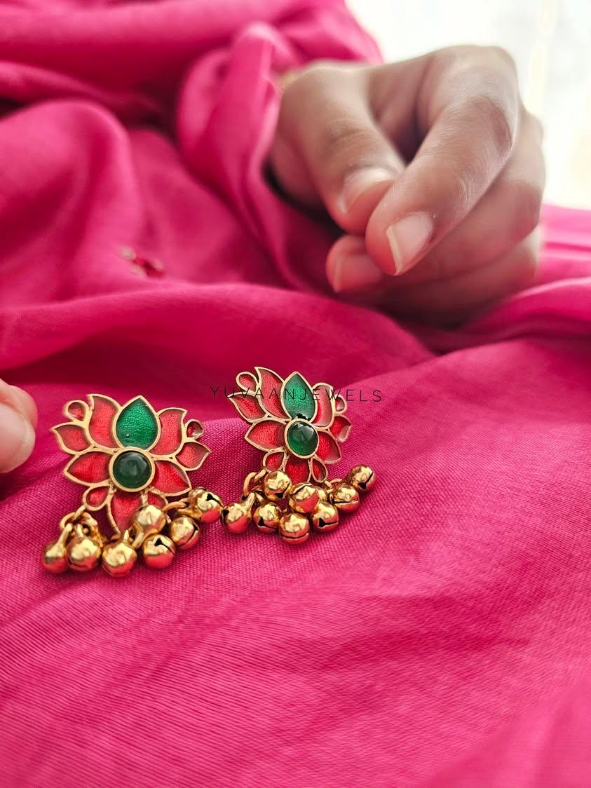 Baugh handcrafted necklace Thumbnail