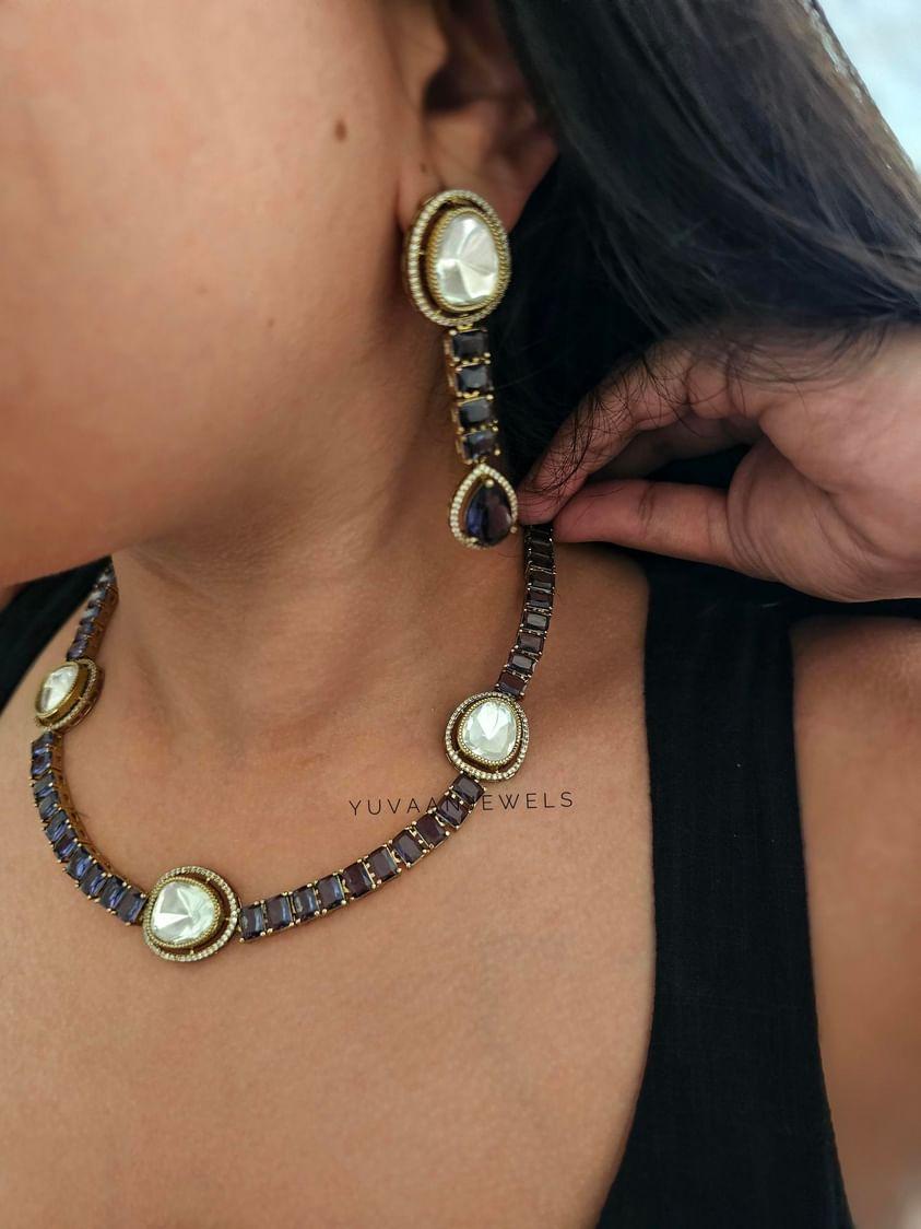 Madhu necklace Thumbnail