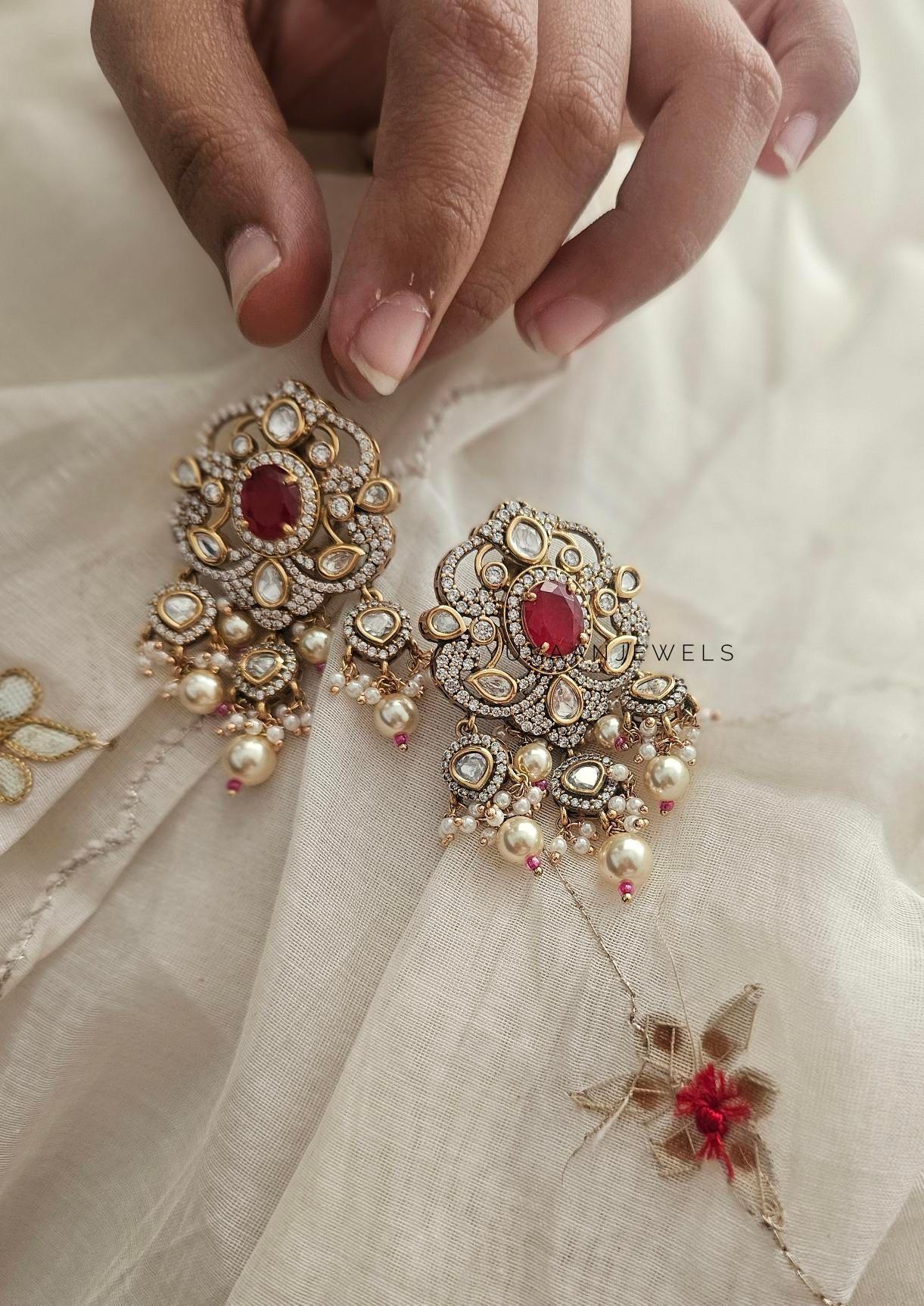 Basant pearl choker Thumbnail