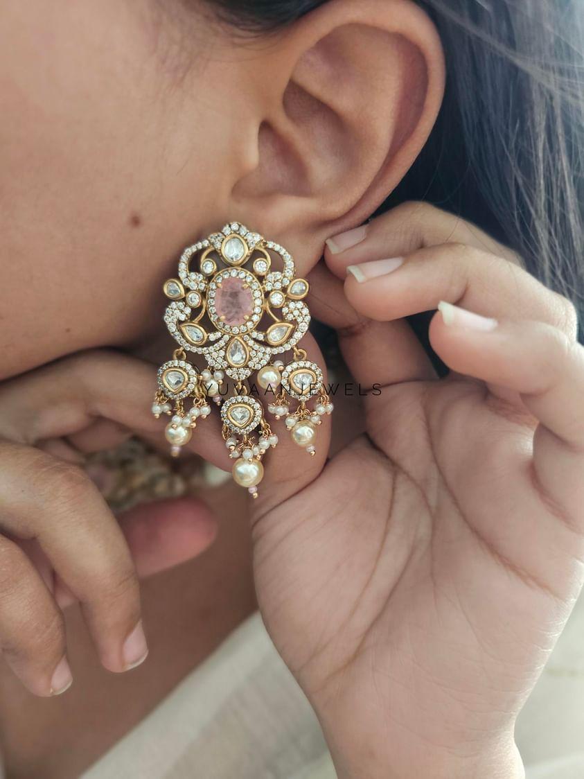 Basant pearl choker Thumbnail