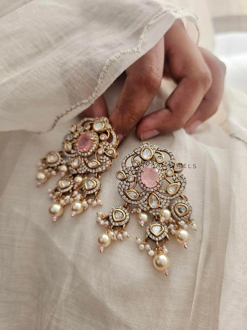 Basant pearl choker Thumbnail