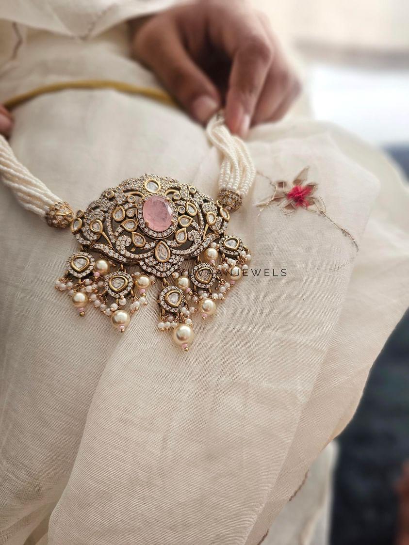 Basant pearl choker Thumbnail