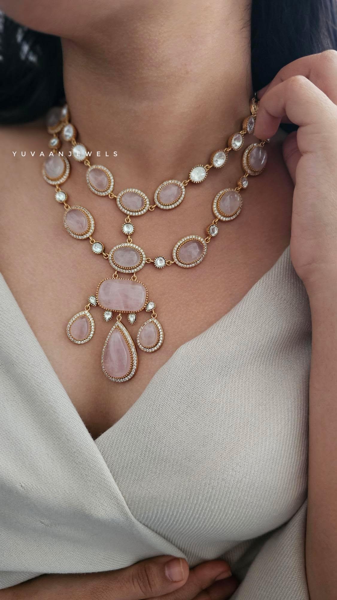 Boond quartz necklace Thumbnail