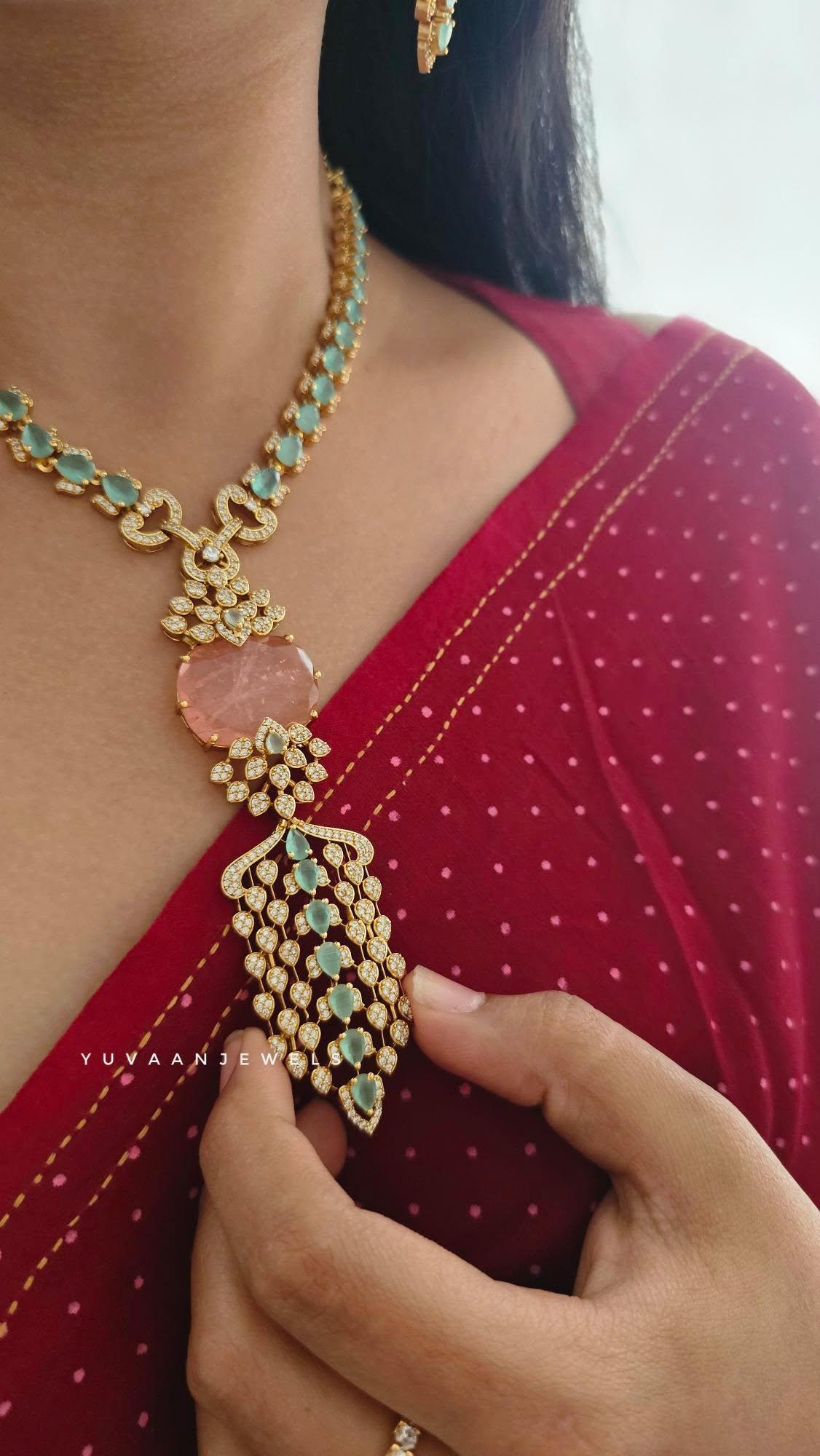 Mehraan quartz necklace Thumbnail