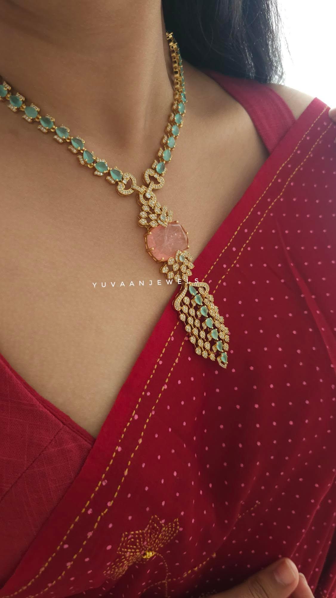 Mehraan quartz necklace Thumbnail