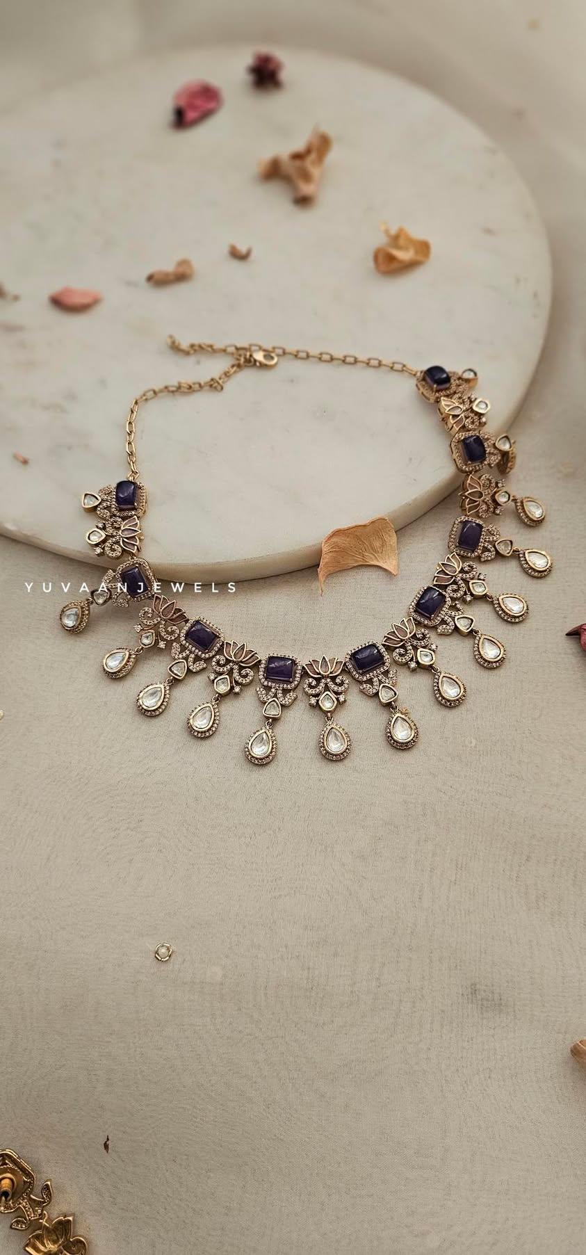 Anahira quartz and polki necklace Thumbnail