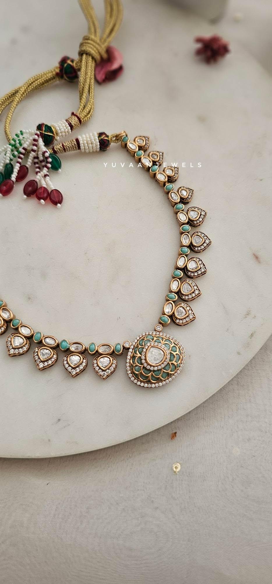 Sofia polki necklace Thumbnail