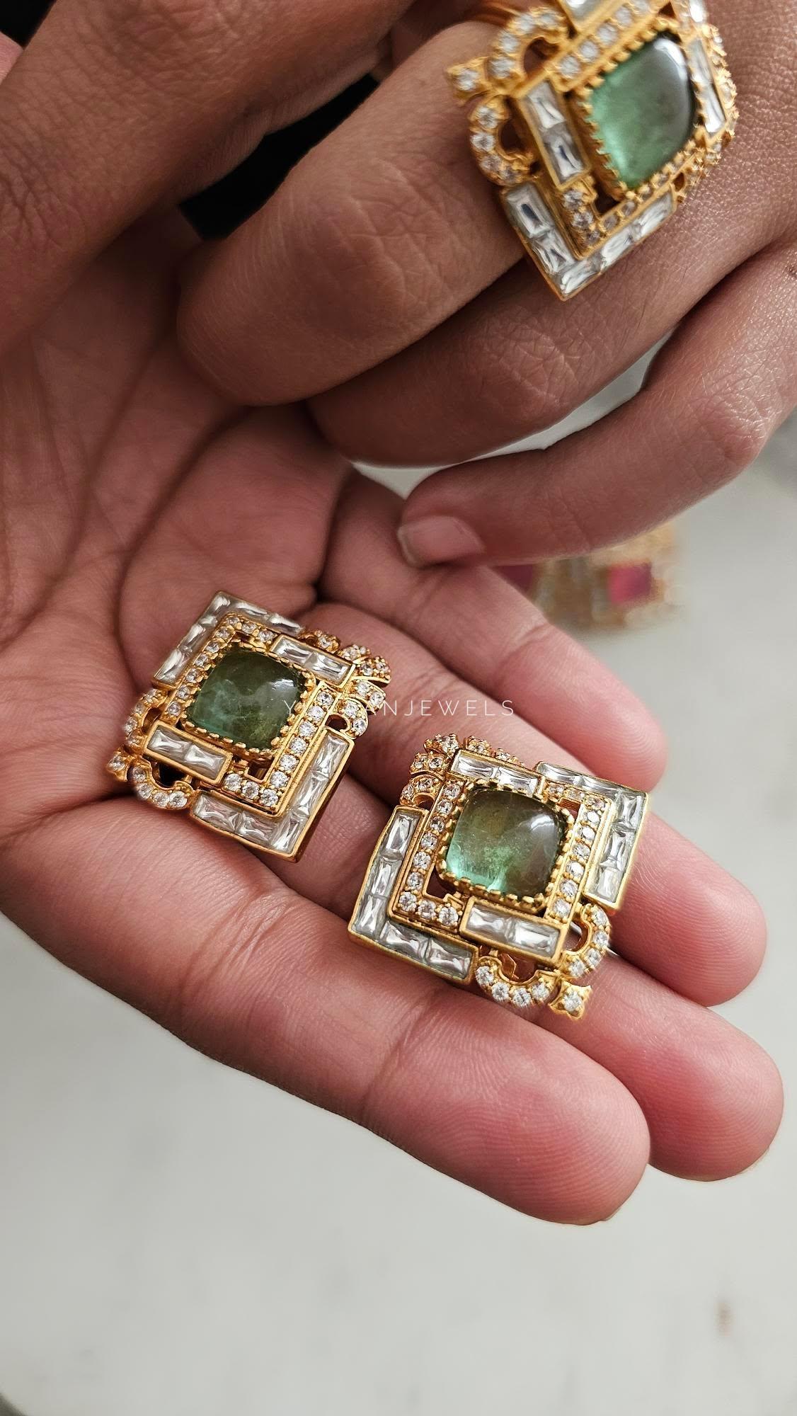 Kara Polki Studs Thumbnail