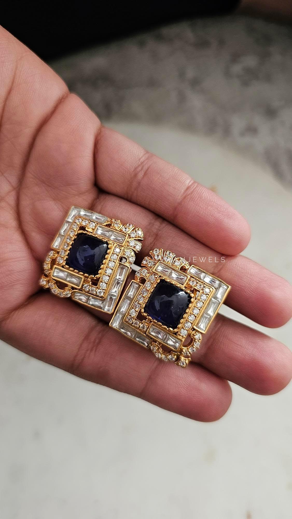 Kara polki studs Thumbnail