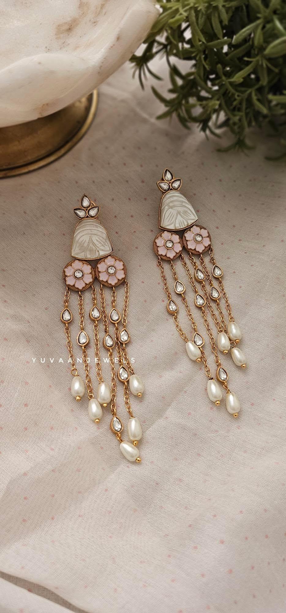 Milaa handcrafted earring Thumbnail