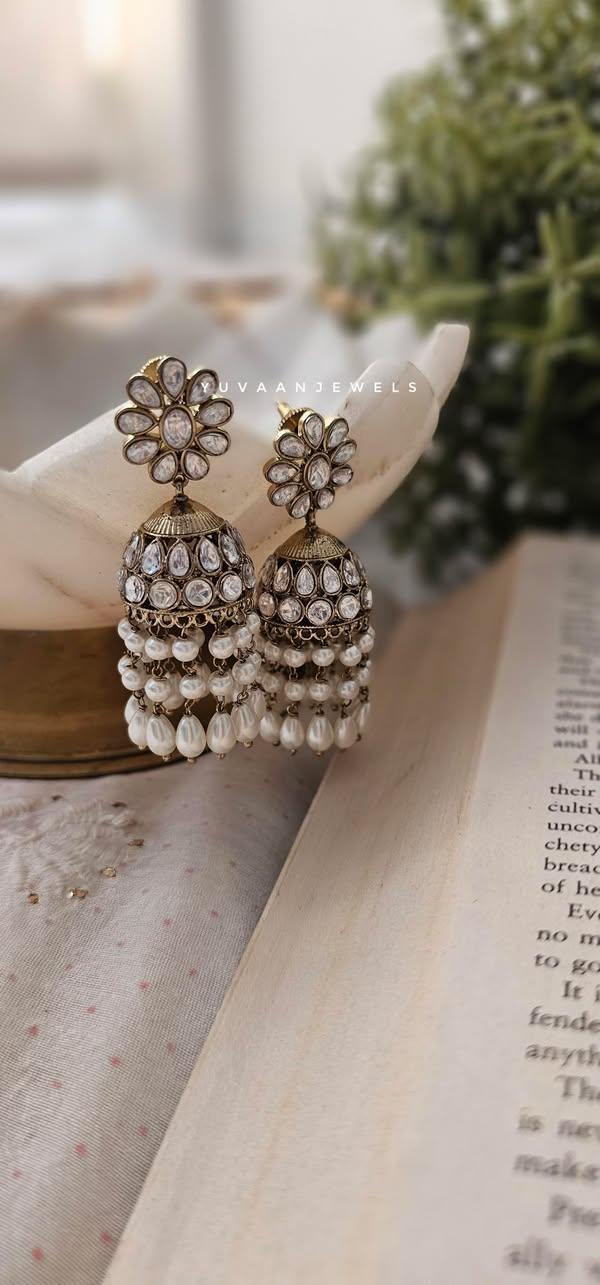 Aira antique style jhumka Thumbnail