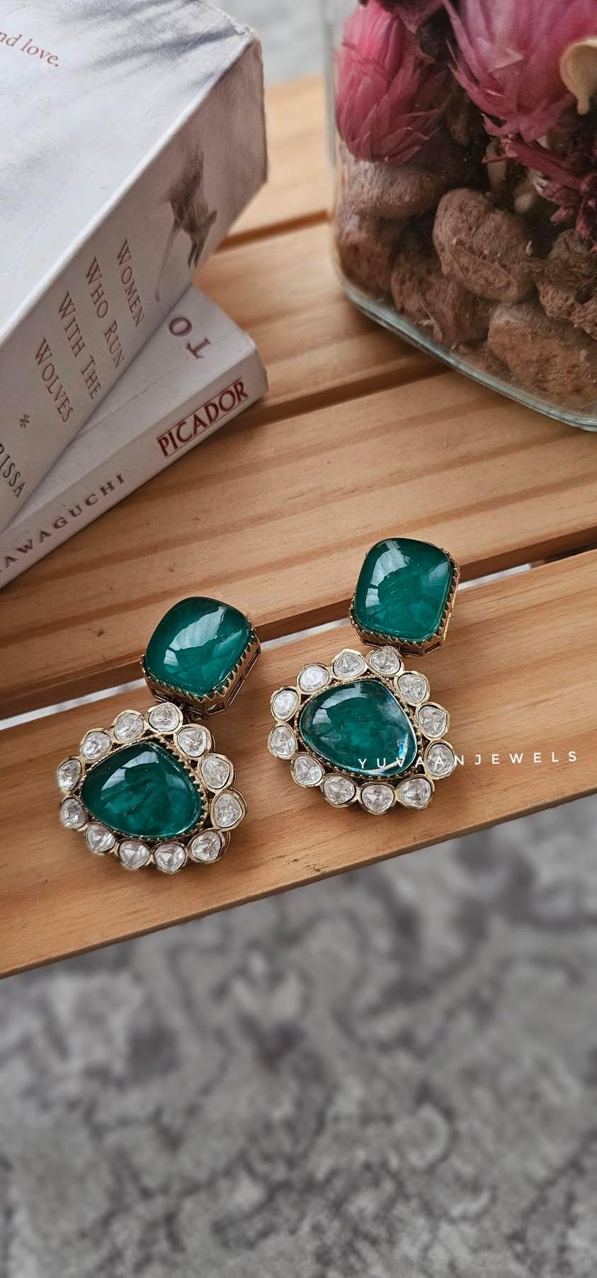 Naaz semi-precious stone earring Thumbnail