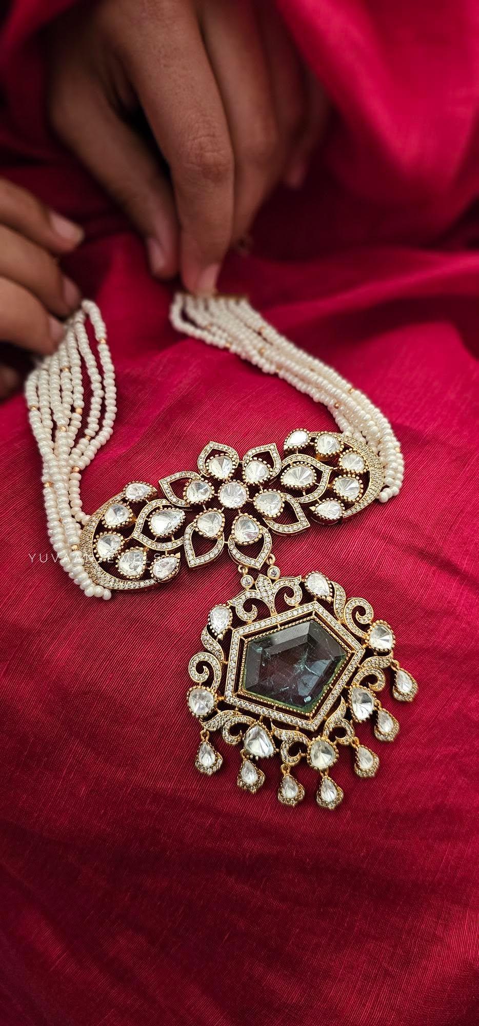 Ahvi pearl and quartz choker Thumbnail