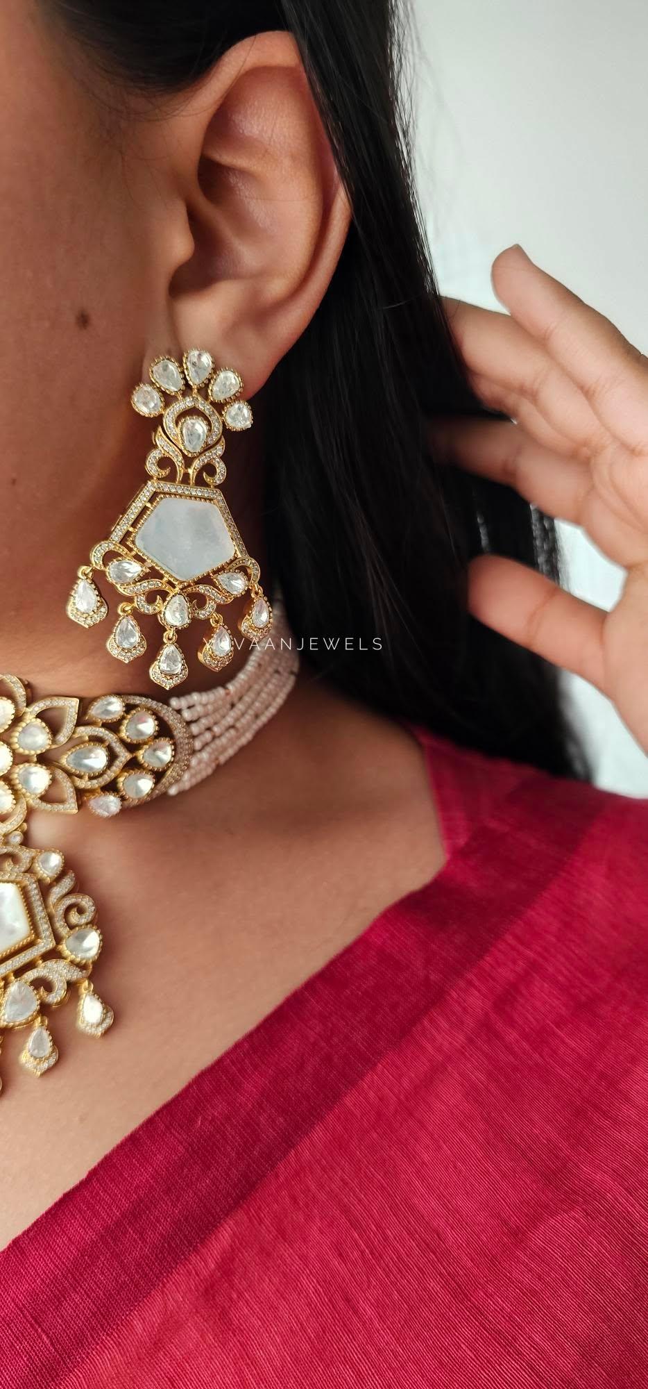 Ahvi pearl and quartz choker Thumbnail