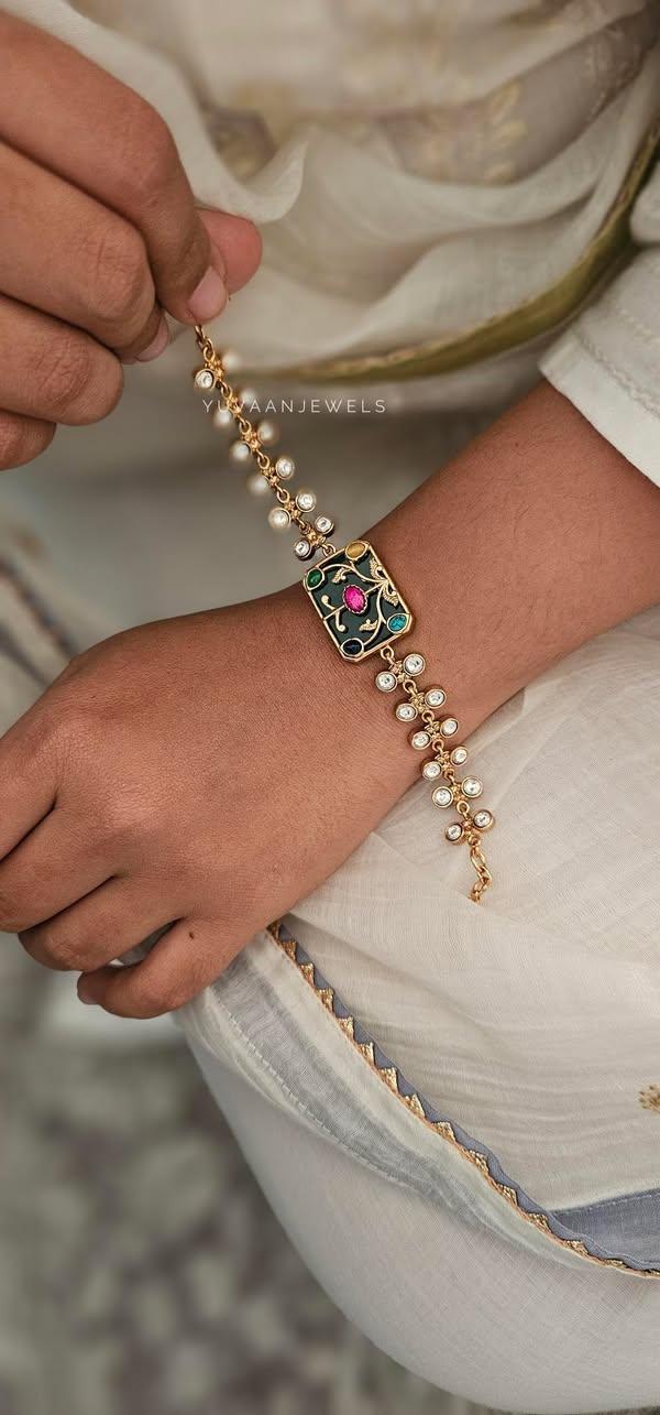 Bahar quartz and polki bracelet Thumbnail