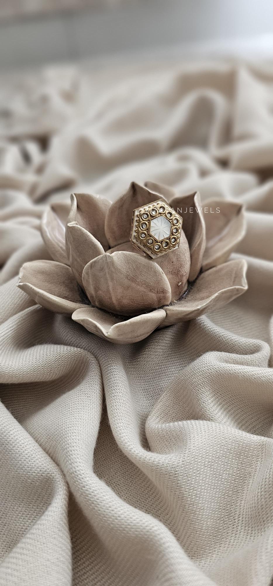 Lucine handcrafted ring Thumbnail