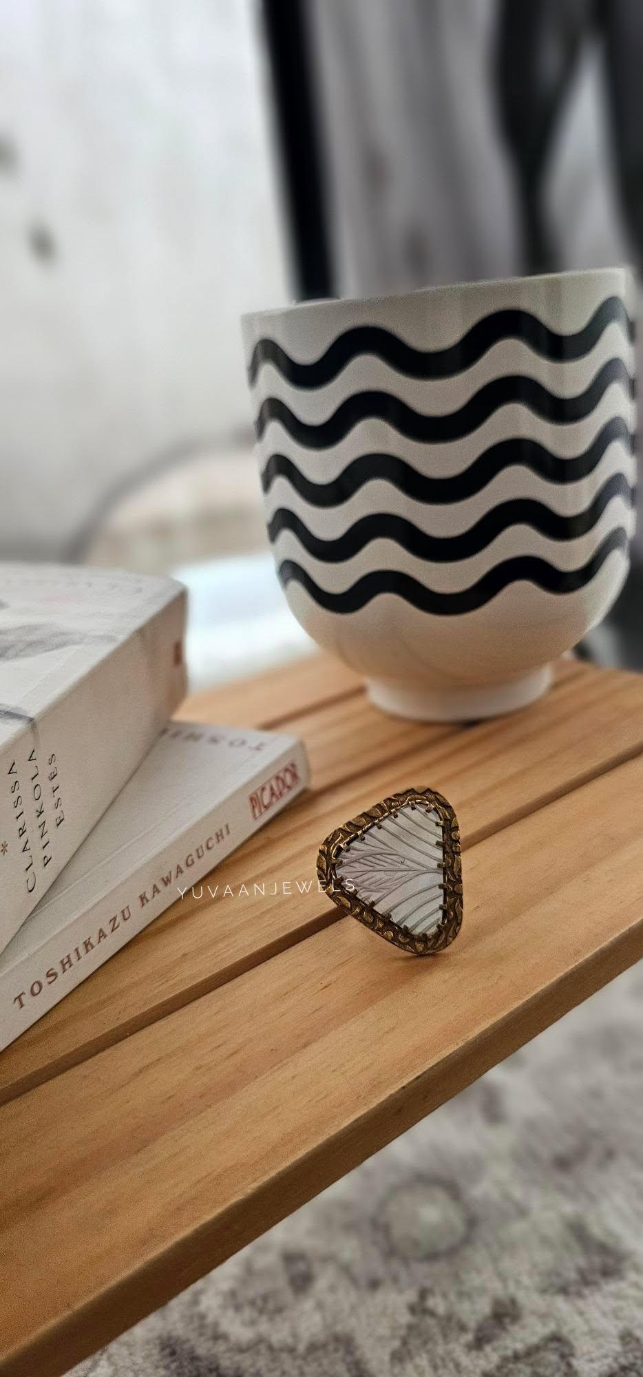 Raya handcrafted ring (tri) Thumbnail