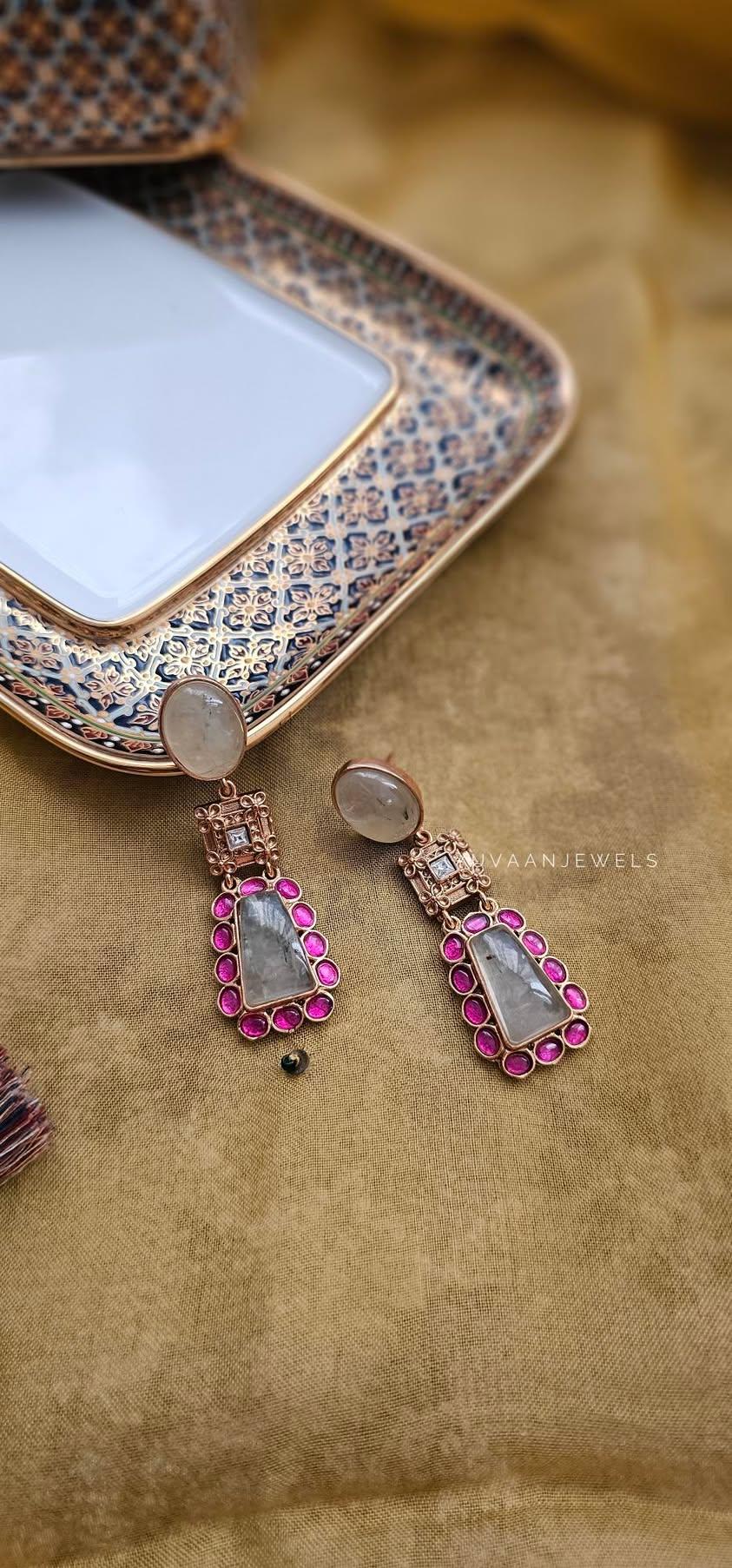 Seyara handcrafted long necklace Thumbnail