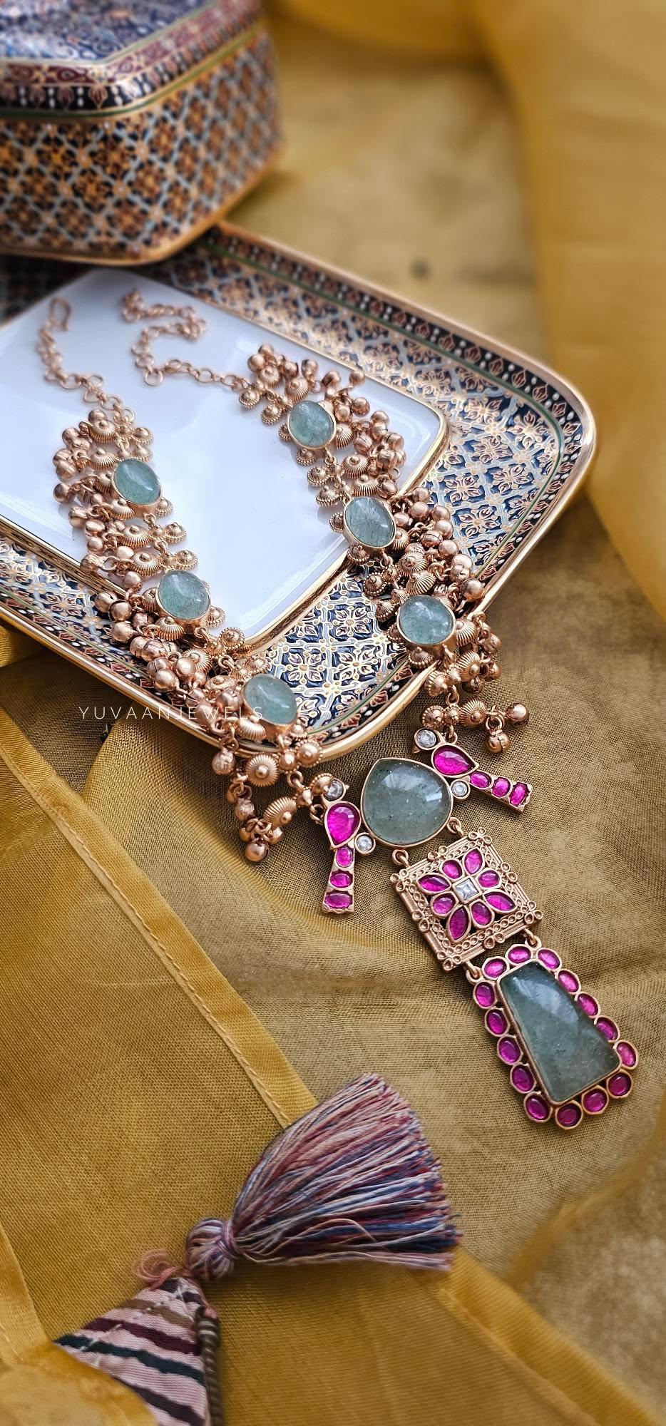 Seyara handcrafted long necklace Thumbnail
