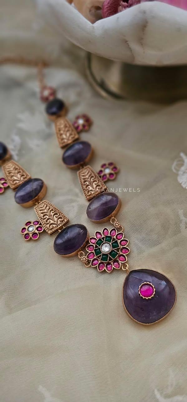Navodya handcrafted necklace Thumbnail