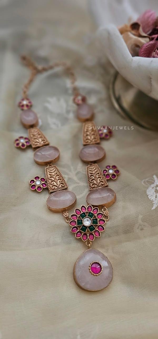 Navodya handcrafted necklace Thumbnail