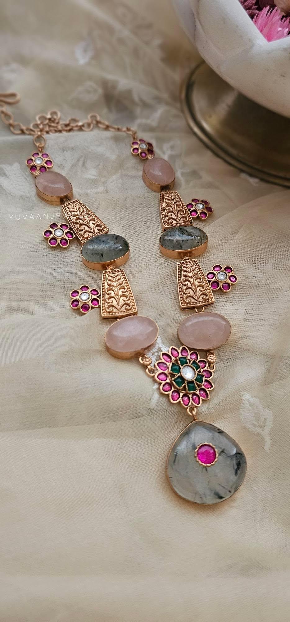 Navodya handcrafted necklace Thumbnail