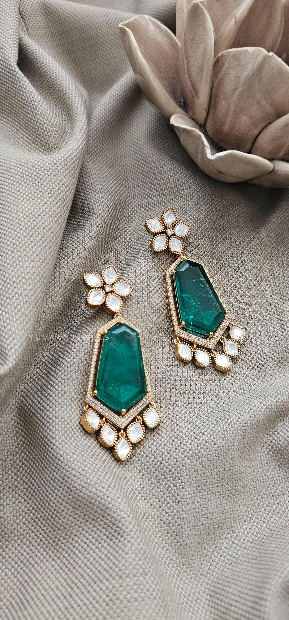 Tashwik quartz and polki earrings Thumbnail