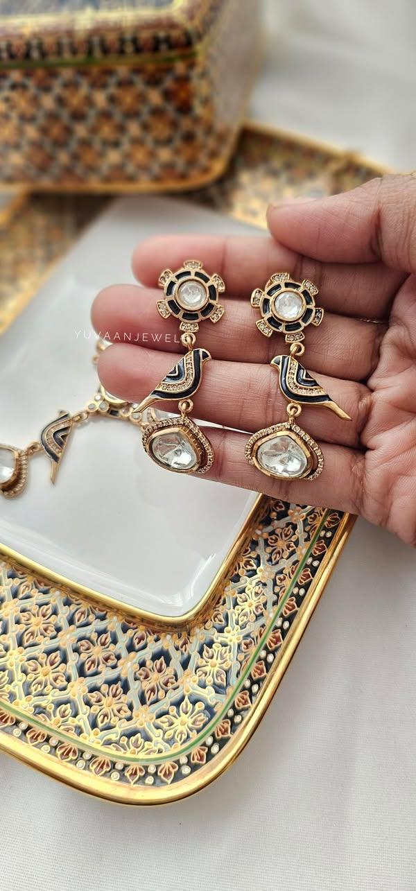 Chidiya delicate polki necklace Thumbnail