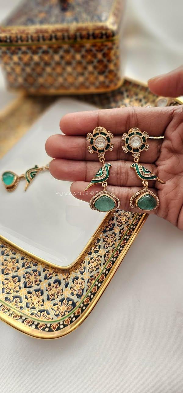 Chidiya delicate polki necklace Thumbnail
