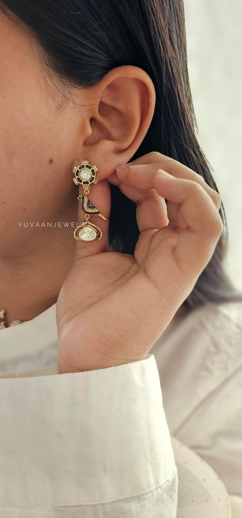 Chidiya delicate polki necklace Thumbnail