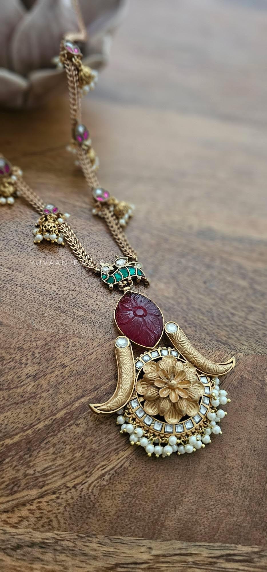 Kashika handcrafted long necklace Thumbnail