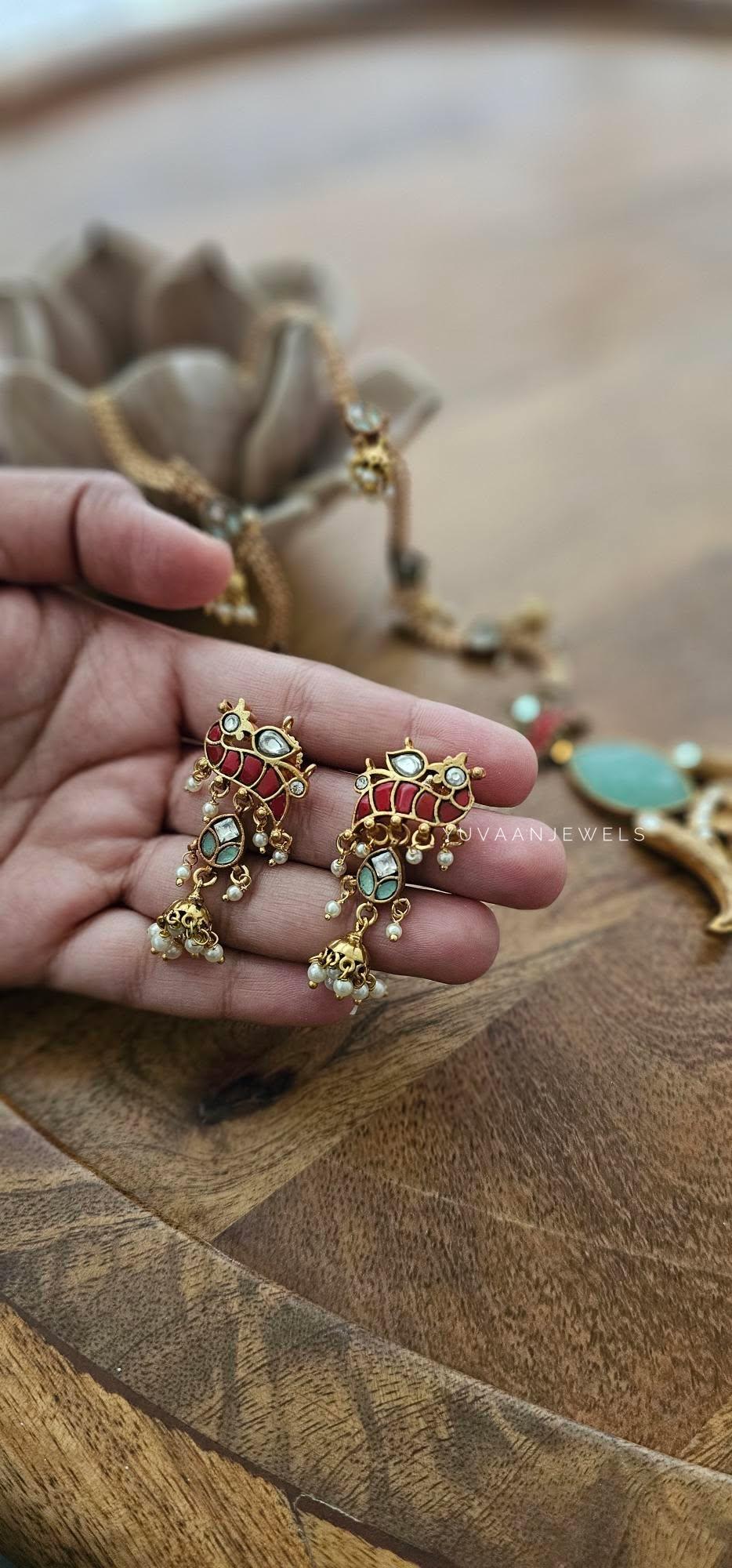 Kashika handcrafted long necklace Thumbnail