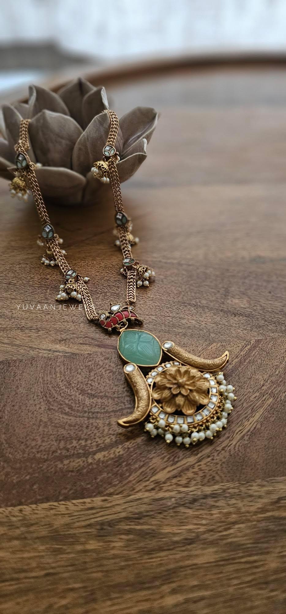 Kashika handcrafted long necklace Thumbnail