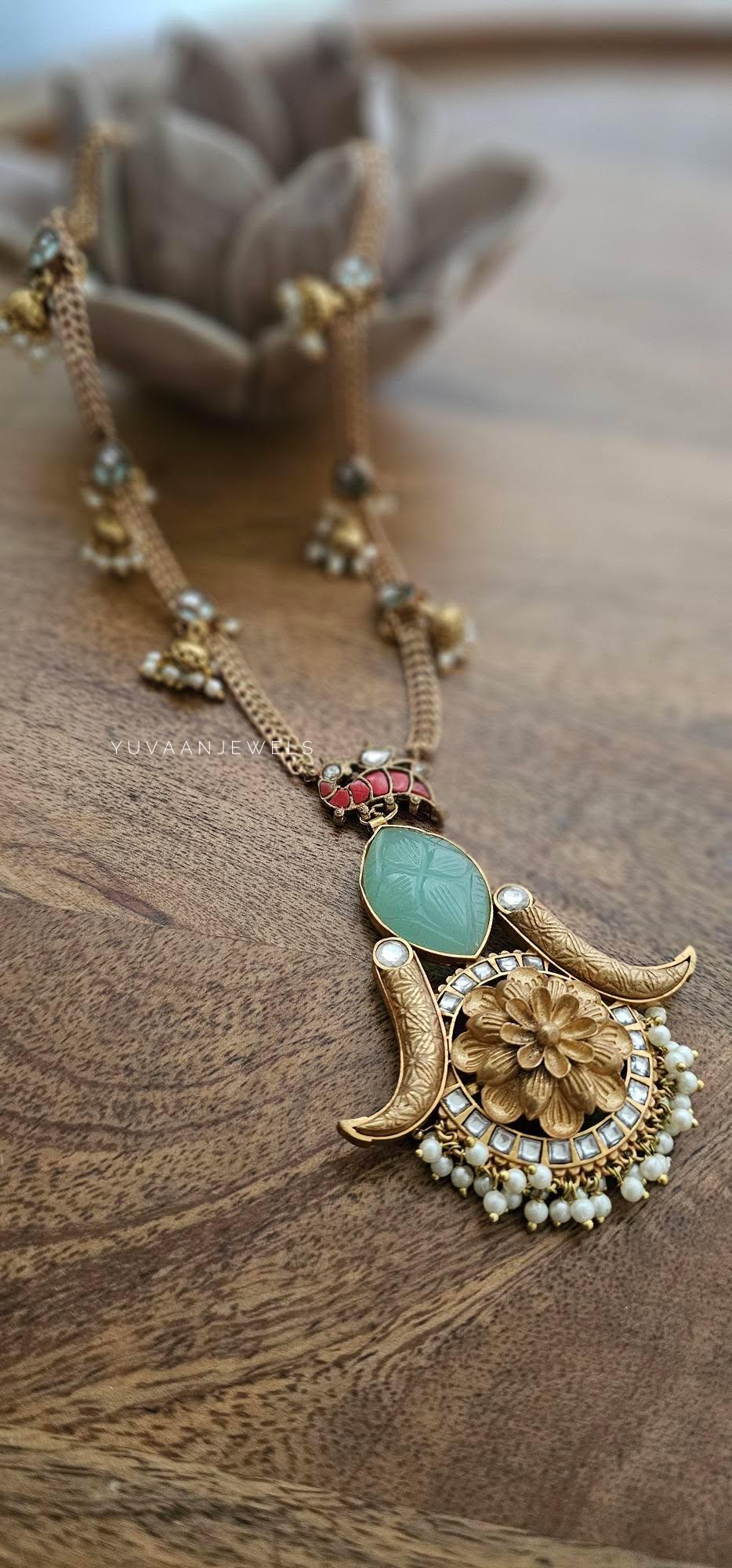 Kashika handcrafted long necklace Thumbnail