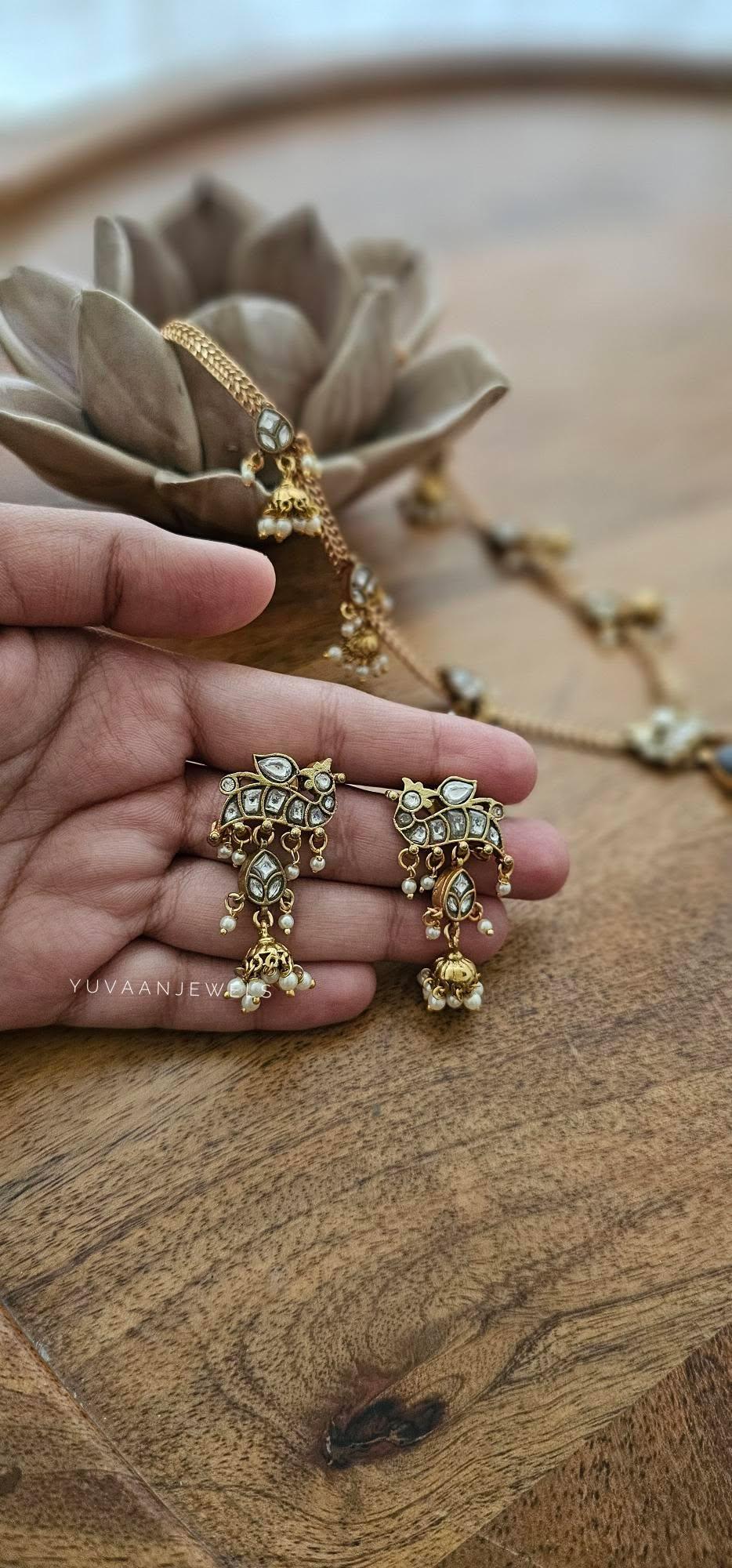 Kashika handcrafted long necklace Thumbnail